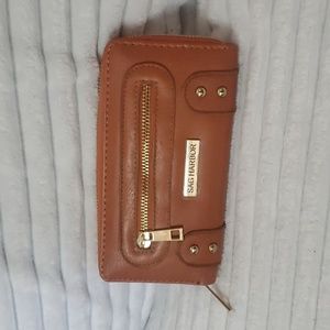 SAG HARBOR Zip Around Wallet • Brown